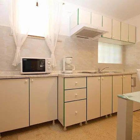 Fuer 4 Personen Ca 48 Qm In Peroj, Istrien Istrische Riviera Apartment *