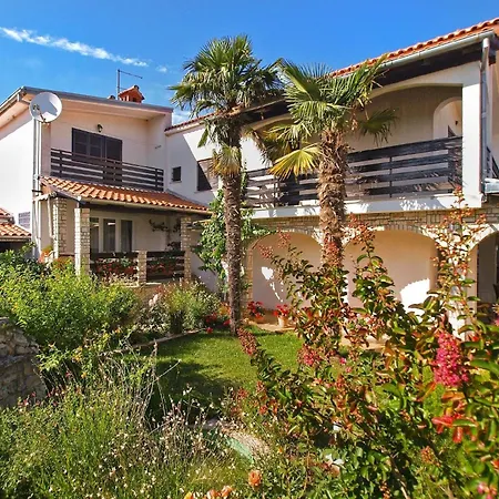 Fuer 4 Personen Ca 48 Qm In Peroj, Istrien Istrische Riviera Apartment *